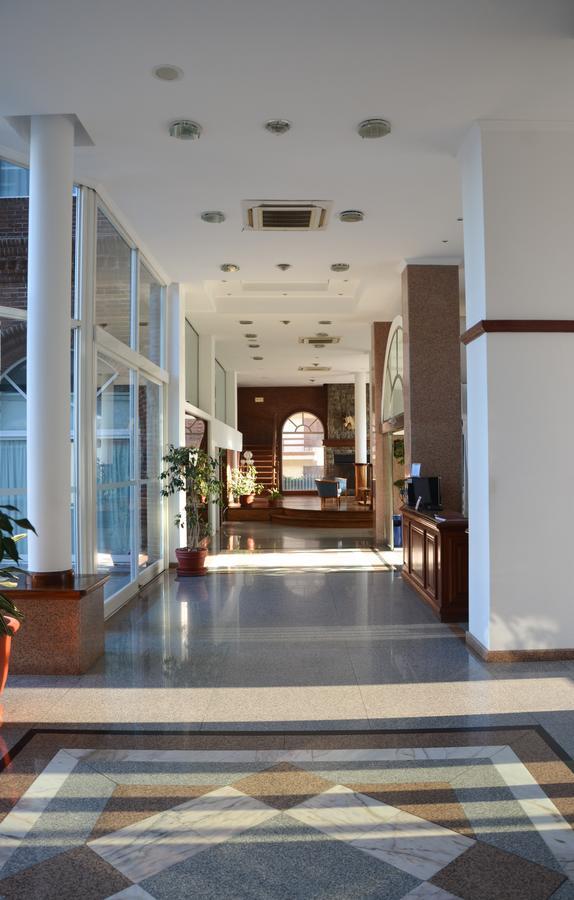 Hotel Reviens Pinamar Esterno foto